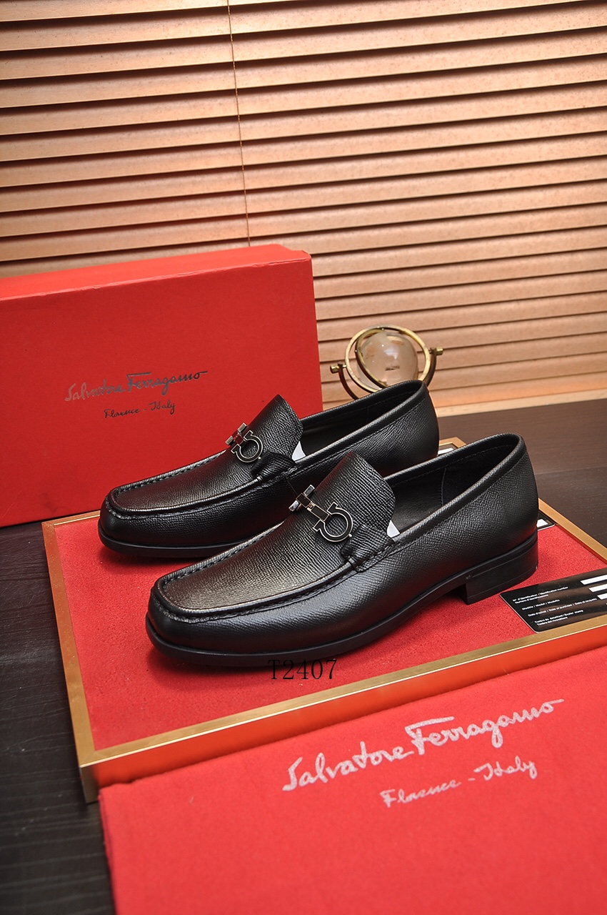 Ferragamo sz38-44 239